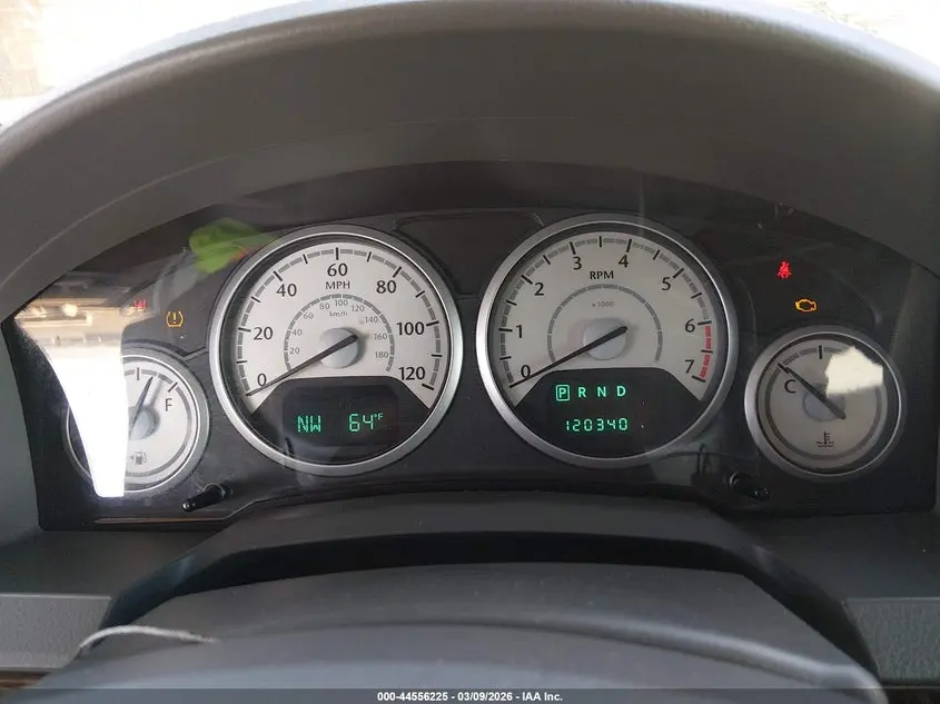 2010 CHRYSLER TOWN & COUNTRY TOURING