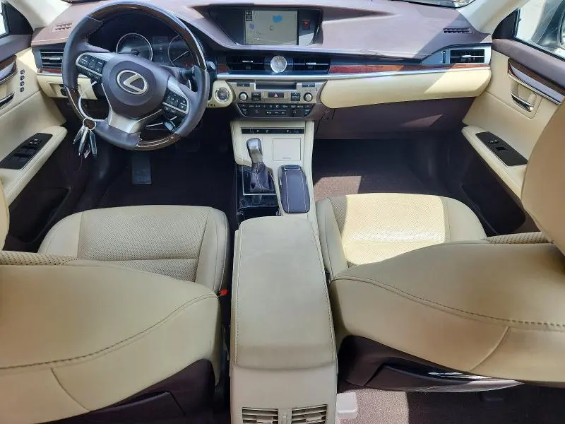 2017 LEXUS ES 350  