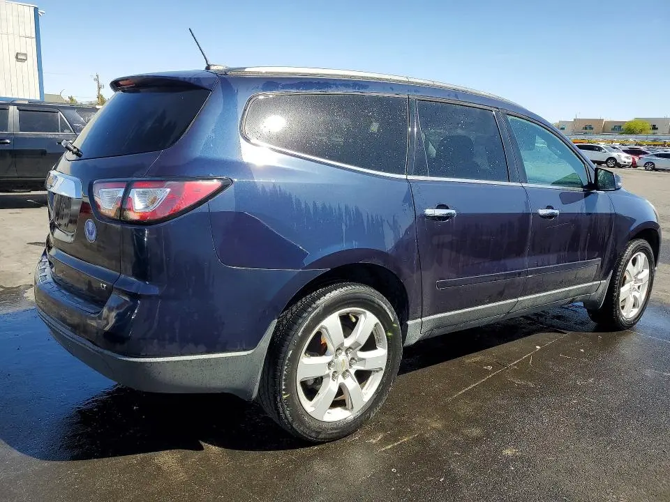 2017 CHEVROLET TRAVERSE LT  
