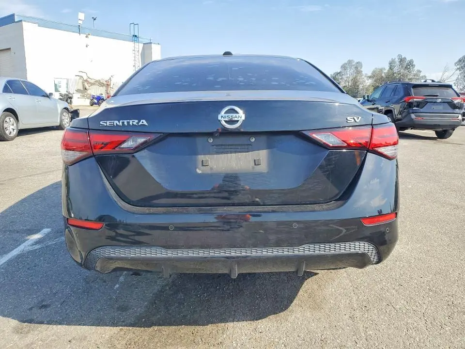 2020 NISSAN SENTRA SV  