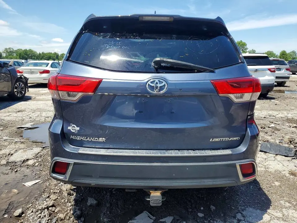 2018 TOYOTA HIGHLANDER LIMITED  