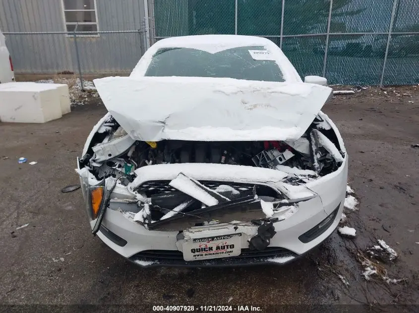 2017 FORD FOCUS SEL