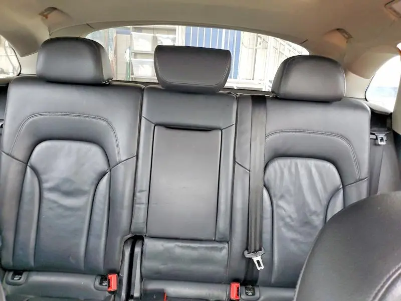 2011 AUDI Q5 PREMIUM  