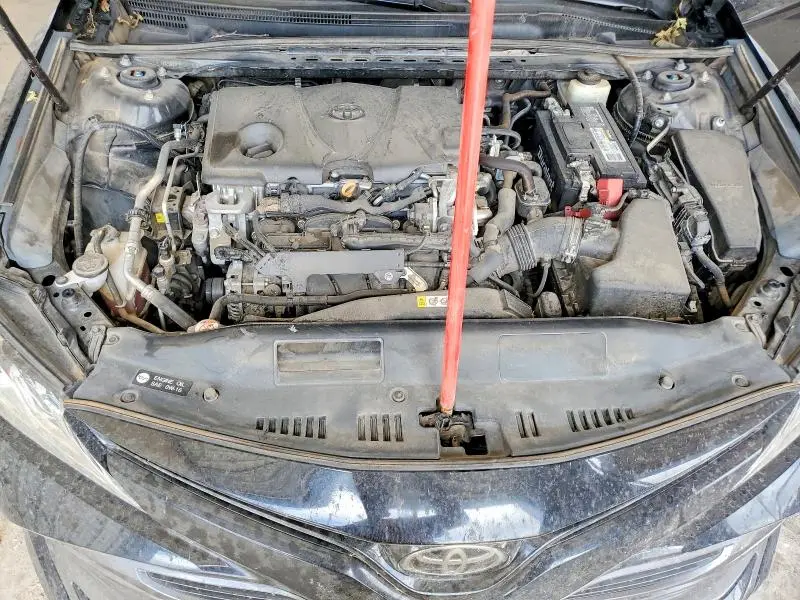 2018 TOYOTA CAMRY XLE  