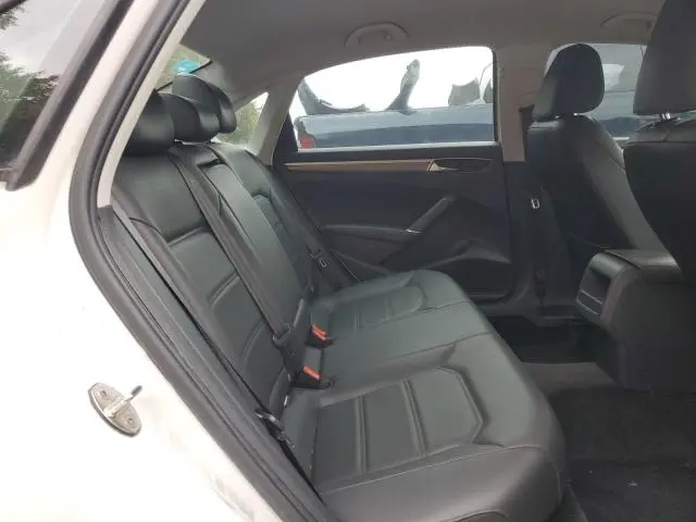 2018 VOLKSWAGEN PASSAT S  