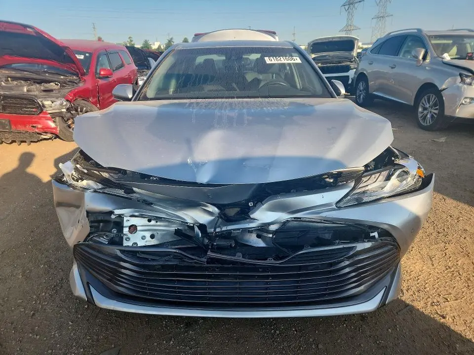 2018 TOYOTA CAMRY XLE  