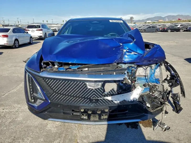 2024 CADILLAC LYRIQ LUXURY  