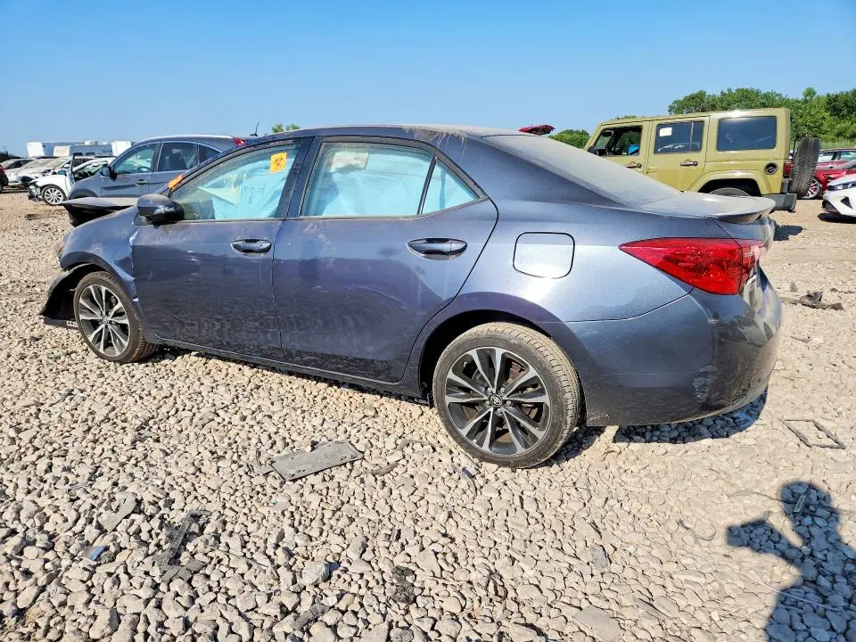 2019 TOYOTA COROLLA SE  