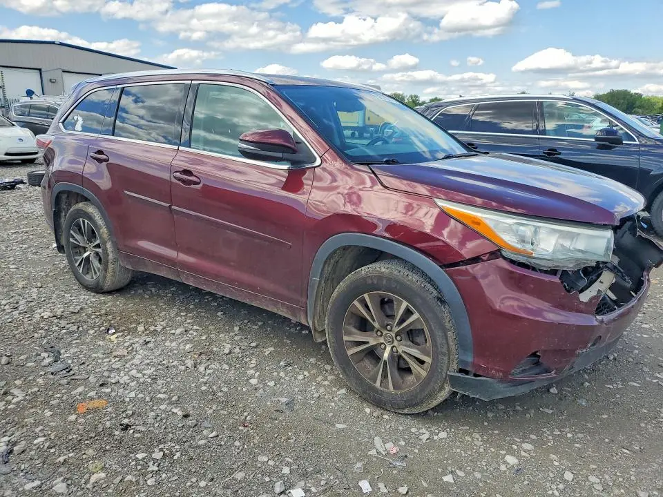2016 TOYOTA HIGHLANDER XLE  