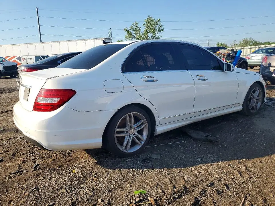 2014 MERCEDES-BENZ C 250  
