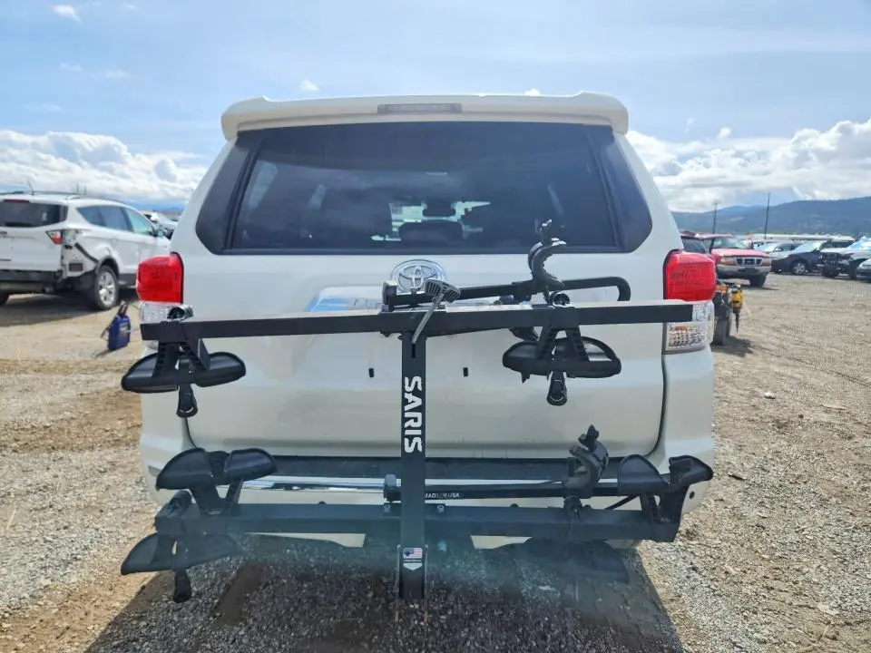 2013 TOYOTA 4RUNNER SR5  