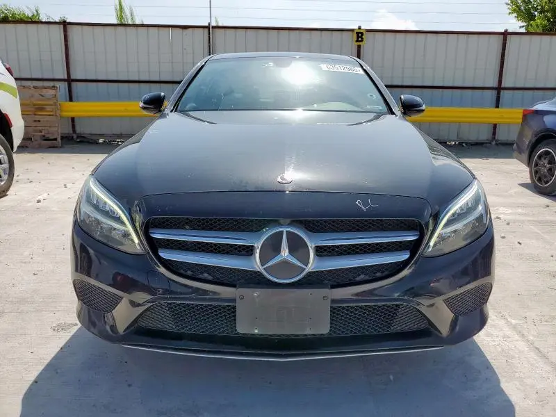 2019 MERCEDES-BENZ C 300  