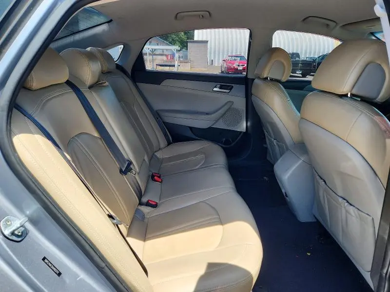 2017 HYUNDAI SONATA SE  