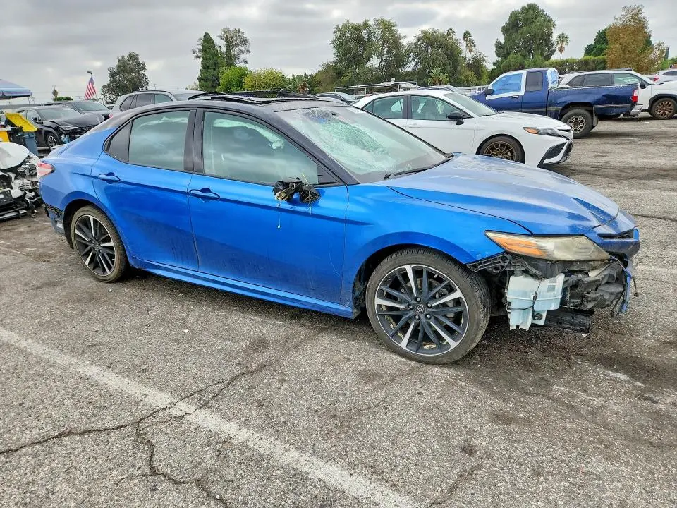 2018 TOYOTA CAMRY XSE V6  