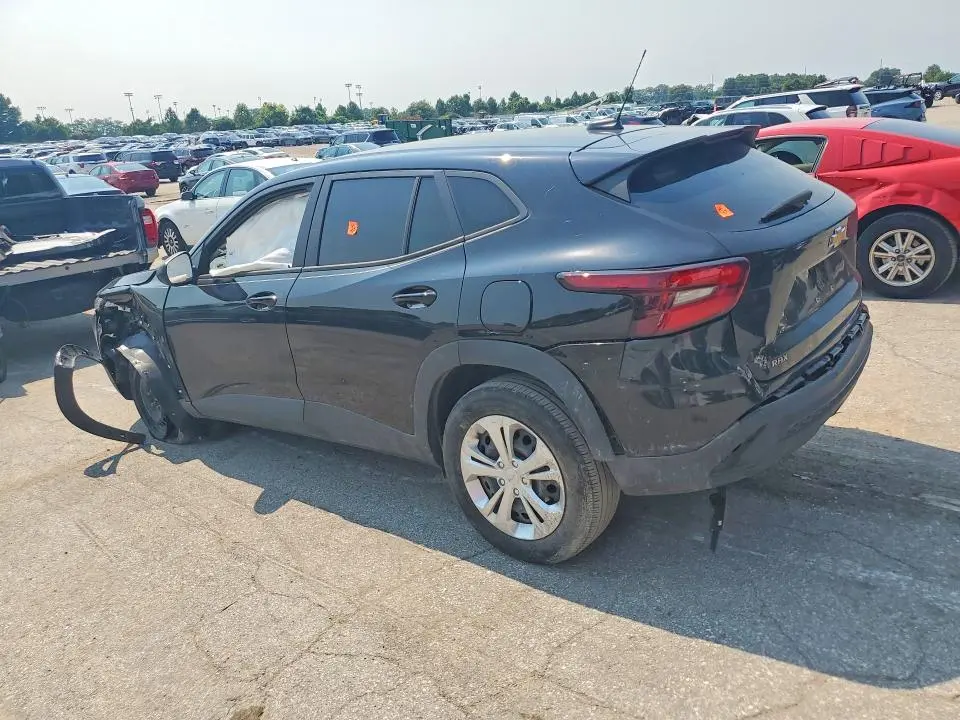 2024 CHEVROLET TRAX LS  