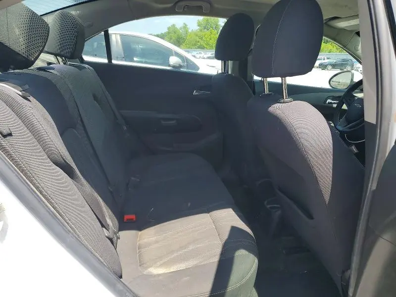 2016 CHEVROLET SONIC LT  