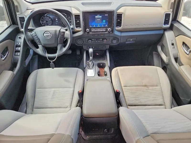 2022 NISSAN FRONTIER SV  