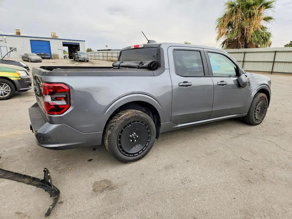 2025 FORD MAVERICK LOBO  