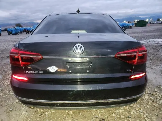 2017 VOLKSWAGEN PASSAT SE  