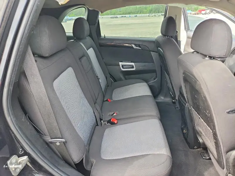 2014 CHEVROLET CAPTIVA LS  