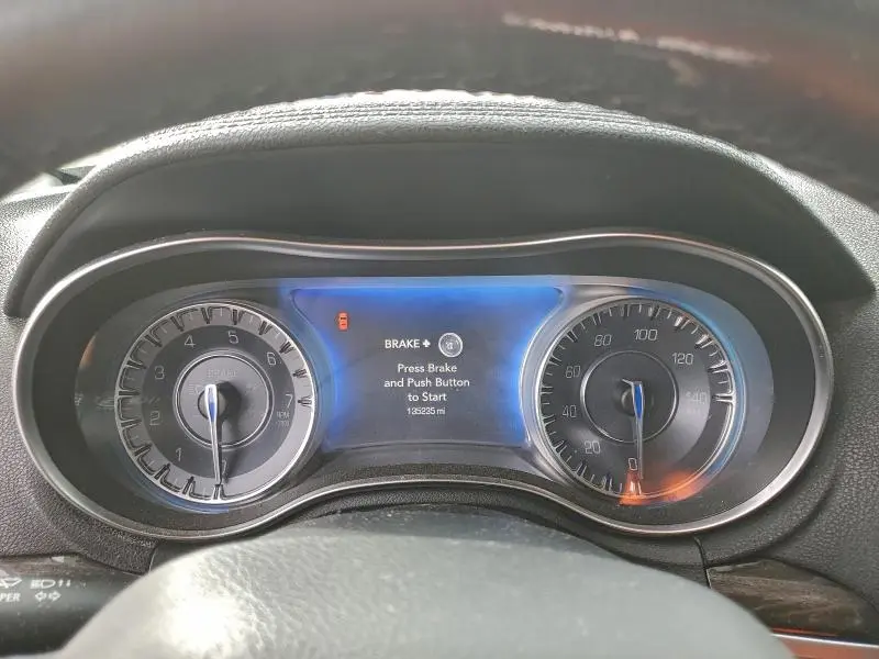 2015 CHRYSLER 300 LIMITED  