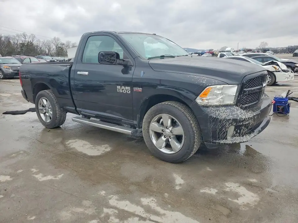 2013 RAM 1500 ST  