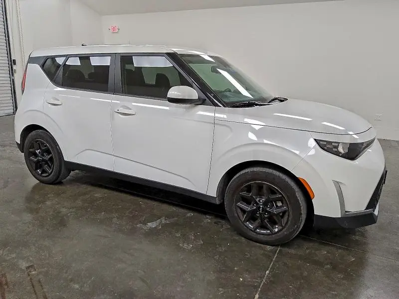 2023 KIA SOUL S  