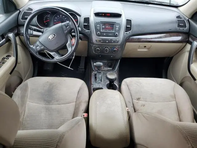 2014 KIA SORENTO LX  