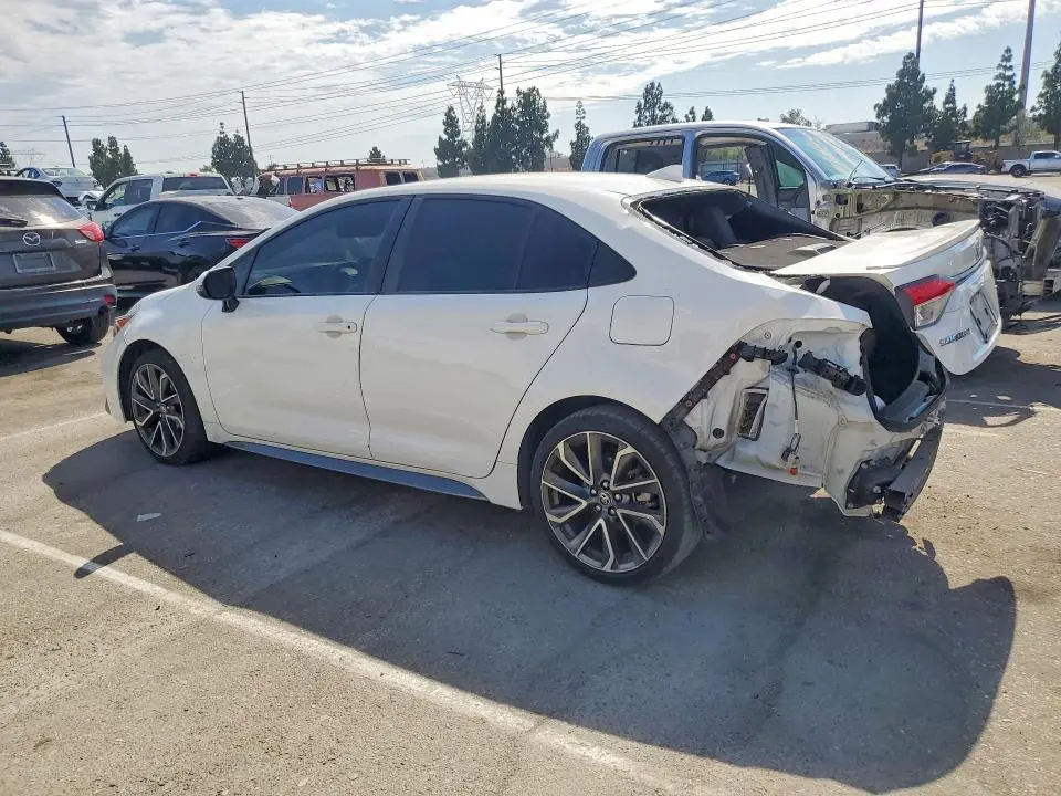 2021 TOYOTA COROLLA SE  