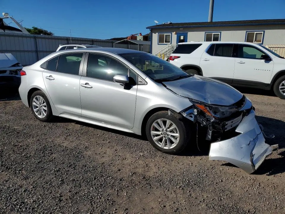 2024 TOYOTA COROLLA   