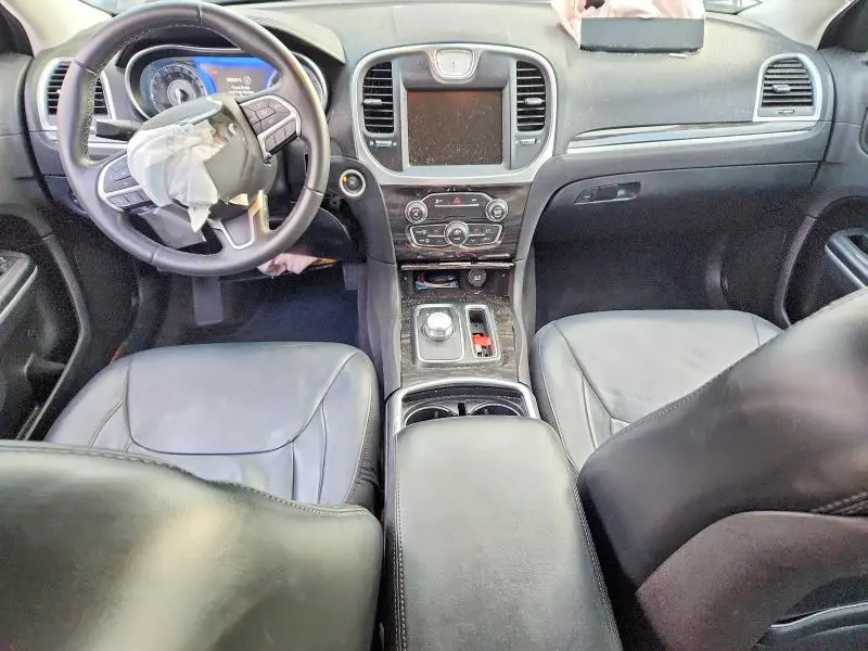 2015 CHRYSLER 300 LIMITED  