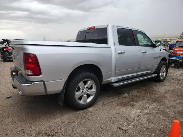 2016 RAM 1500 SLT
