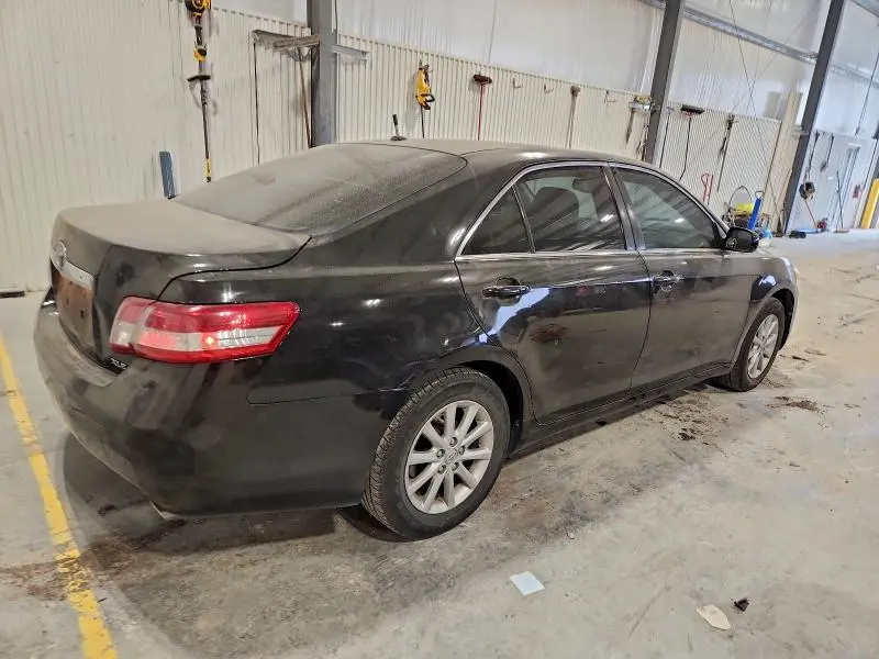 2010 TOYOTA CAMRY SE  