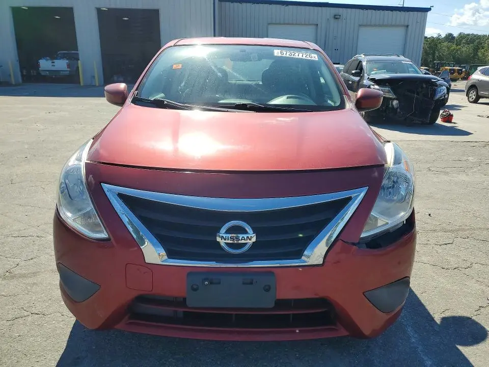2018 NISSAN VERSA SV  