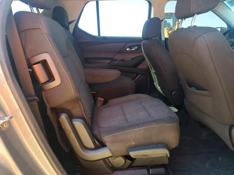 2019 CHEVROLET TRAVERSE LT  