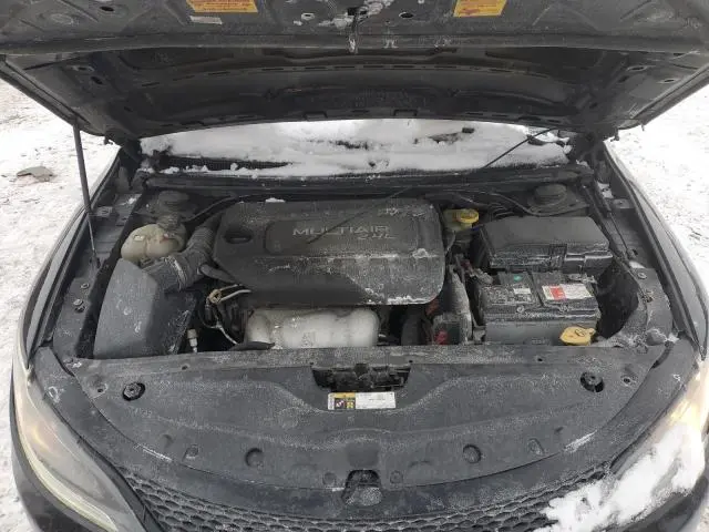 2016 CHRYSLER 200 LIMITED  