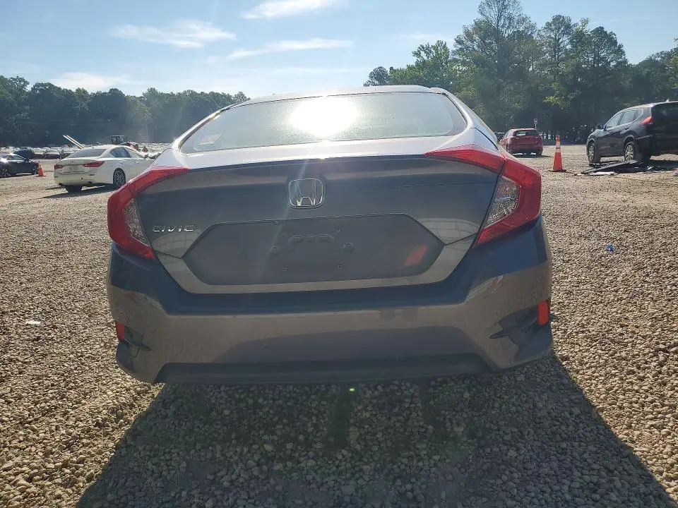 2018 HONDA CIVIC LX  