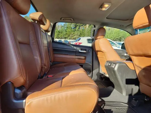 2010 TOYOTA TUNDRA CREWMAX LIMITED  