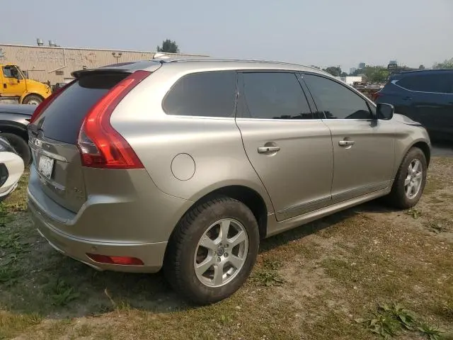 2015 VOLVO XC60 T6 PLATINUM  