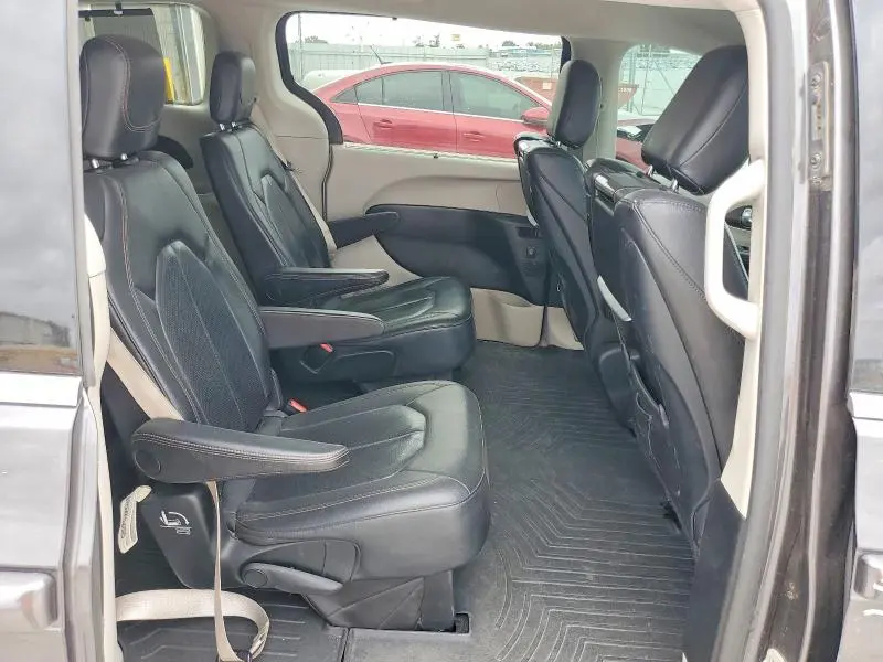 2019 CHRYSLER PACIFICA TOURING L PLUS  