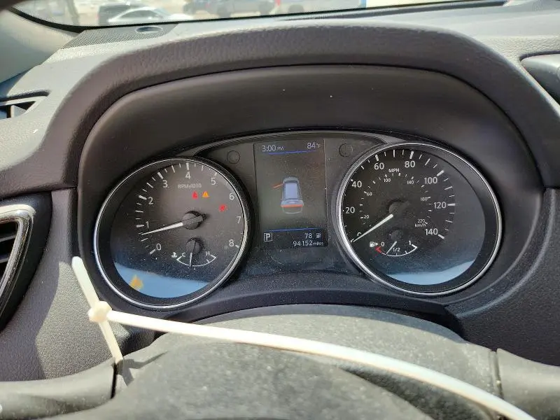 2018 NISSAN ROGUE   