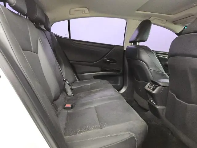 2022 LEXUS ES 300H BASE  