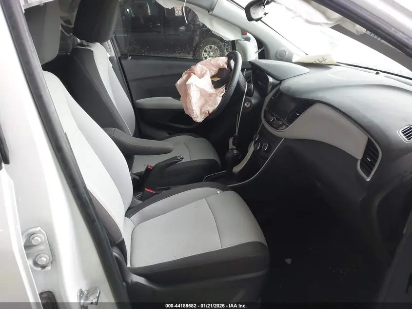 2021 CHEVROLET TRAX FWD LS