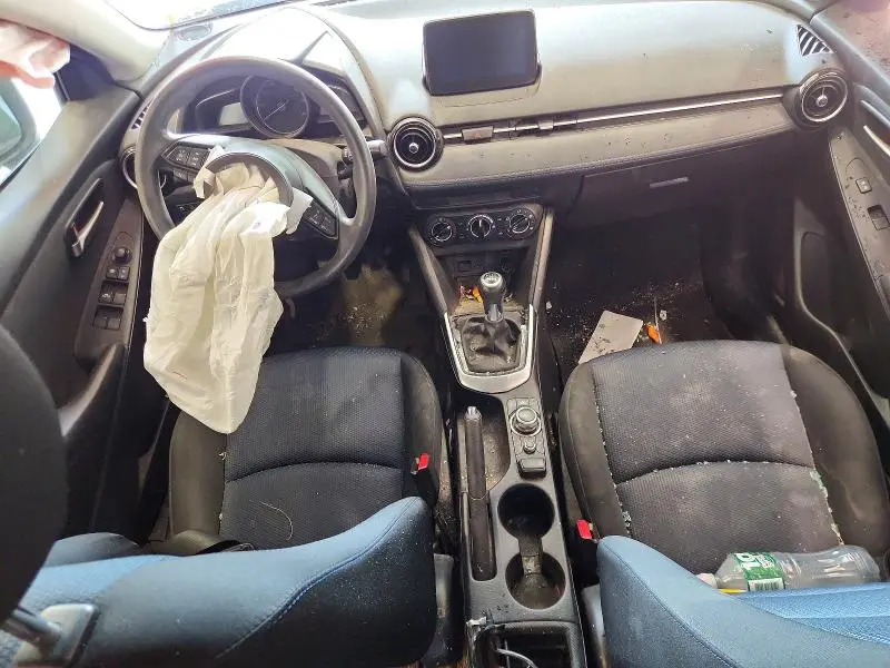 2019 TOYOTA YARIS LE  