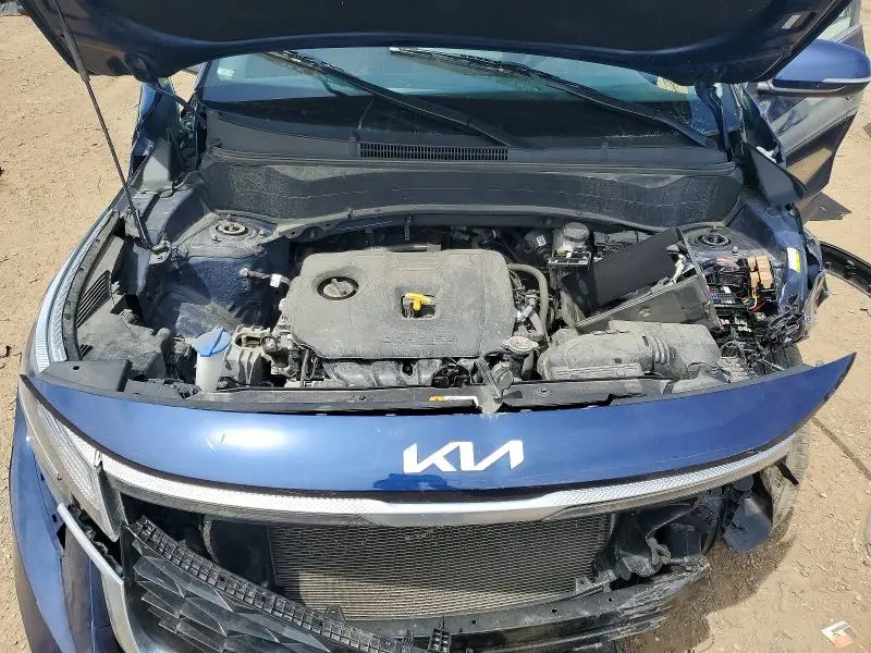 2023 KIA SELTOS EX  