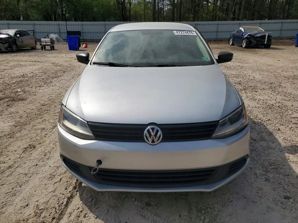 2013 VOLKSWAGEN JETTA BASE  