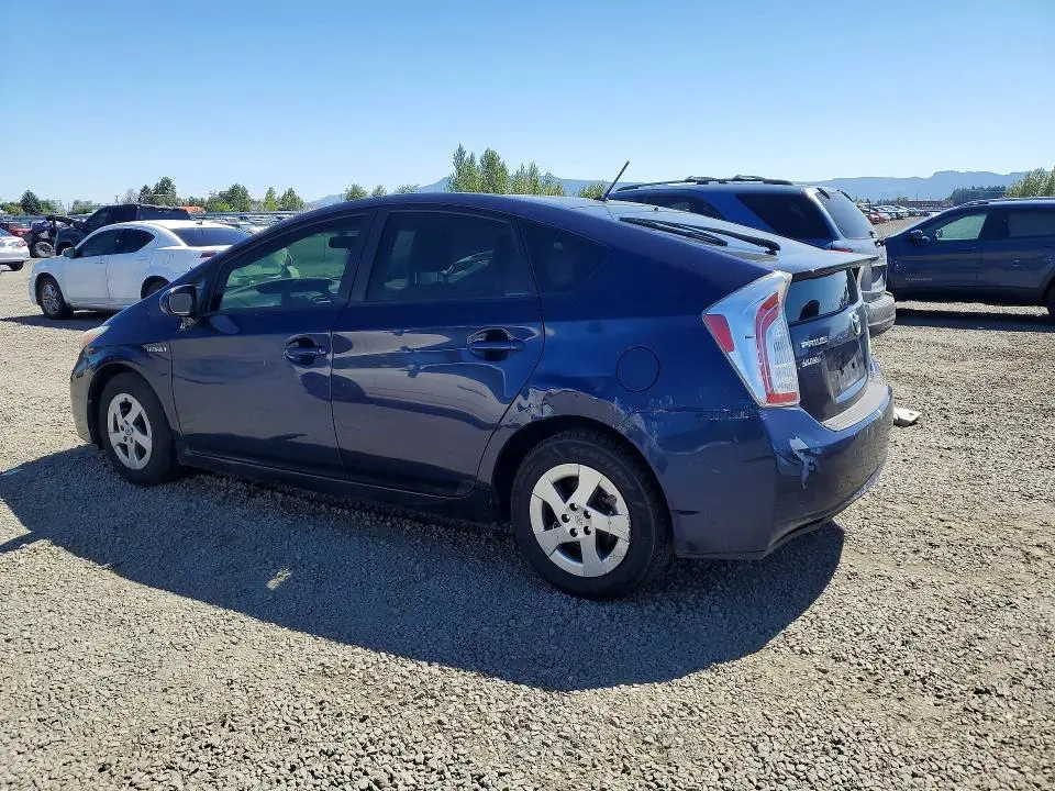 2015 TOYOTA PRIUS TWO  