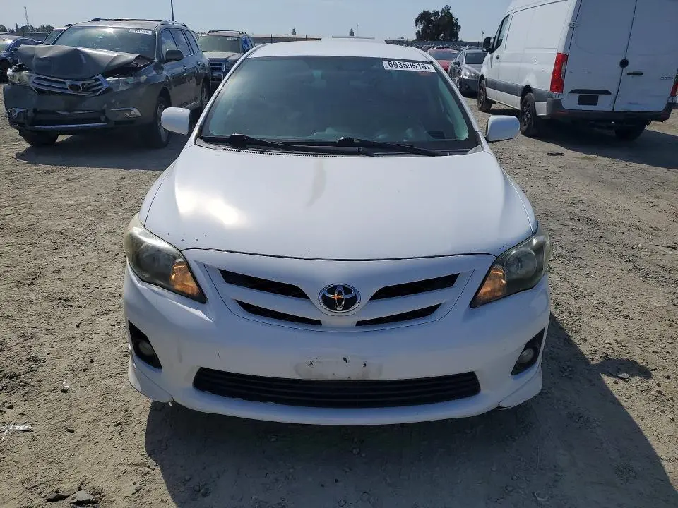 2013 TOYOTA COROLLA S  