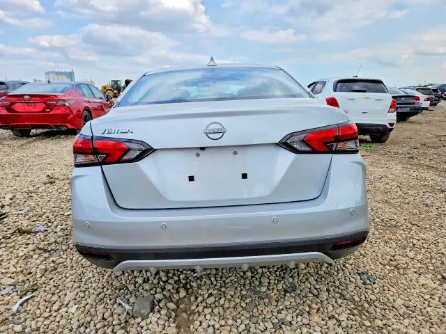 2025 NISSAN VERSA SV  