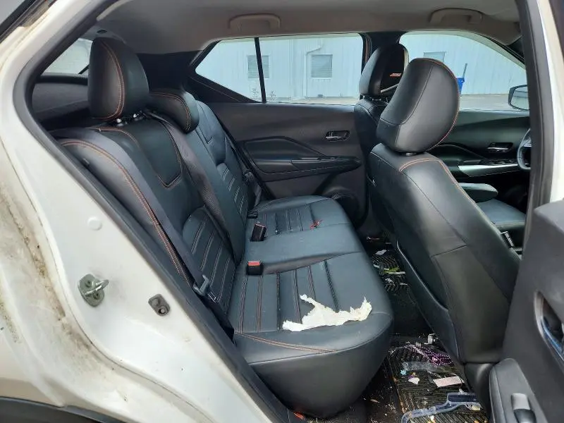 2019 NISSAN KICKS SR  
